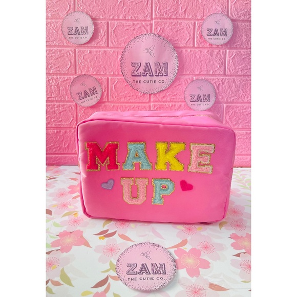 Makeup Customized bag - Picture 1 of 2